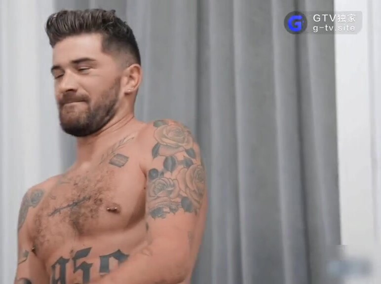 体毛旺盛的男人欲望也旺盛,刚射完,仍是坚硬如铁 上集