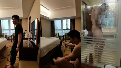 光头金主的极品男孩付出【先导篇】