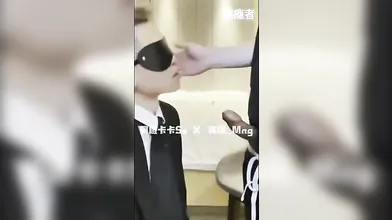 阿橙咔咔Ss调教极品帅哥韩铭,粗口对白羞耻刺激,抓着领带无套嗨操他玩成浪母狗,这样的帅0我能把他玩到废