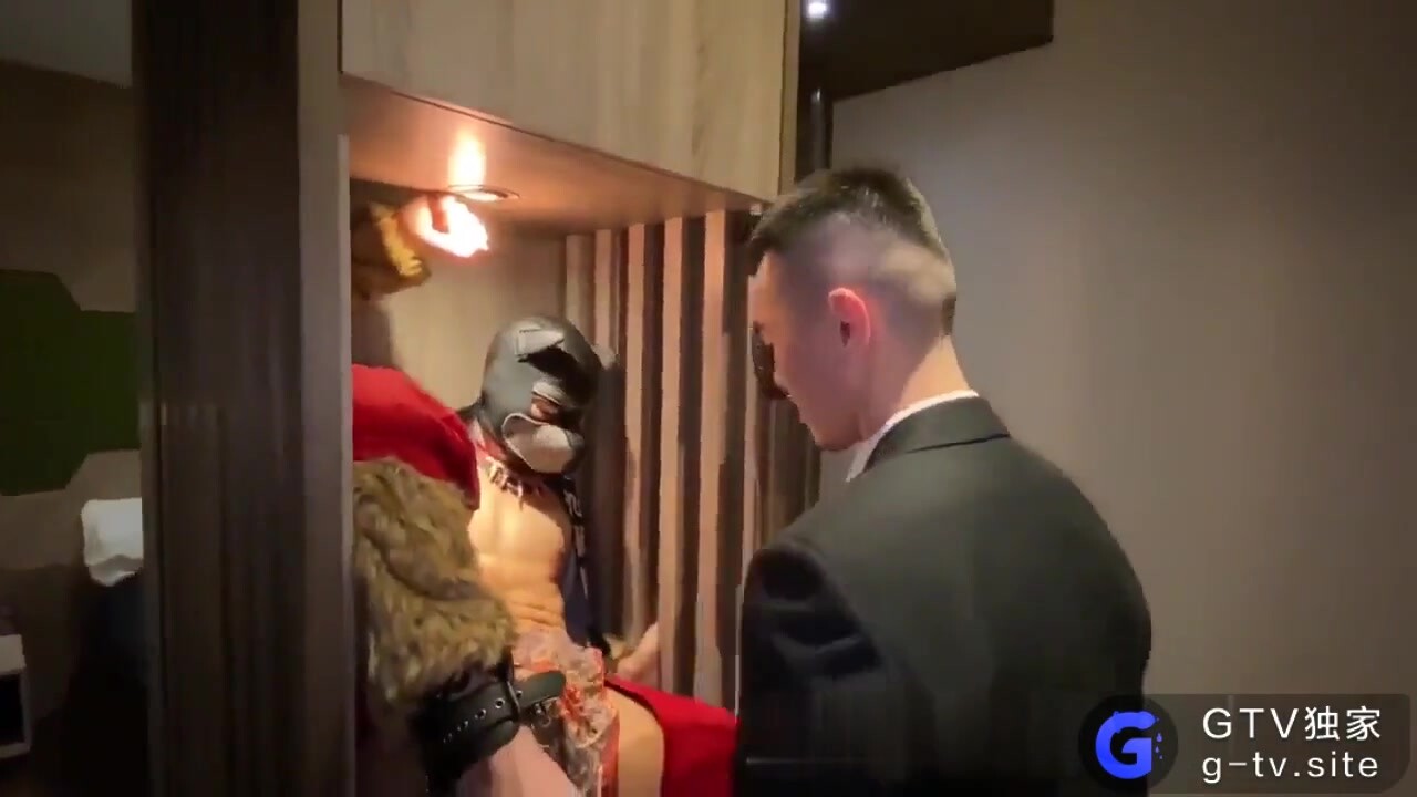 肌肉猛男与毛绒绒肌肉狗的情趣生活 (上,推荐)