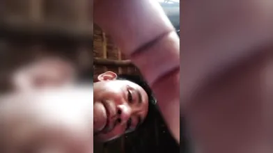 超爷们大哥勾引流浪汉 在猪圈似的地方无套猛操流浪汉发现性欲 超刺激 口爆吃精 精子全被流浪汉吃掉