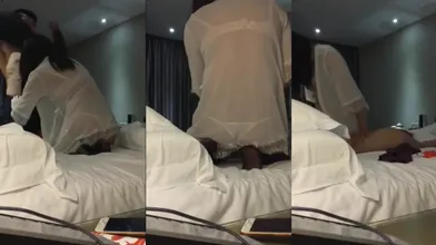背着老公偷情体校大学生,被帅哥草得忍不住呻吟叫床,帅哥又骚又帅又会草！