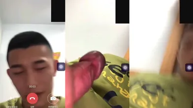 直男视频连线网聊女友,在喘息声中把大屌撸得邦邦硬