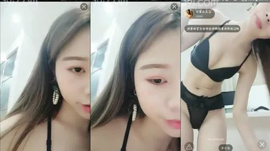 一代传奇(丑曦（白雪公主）)6月25收费房近景秀(2)MKV编号CED32DA9