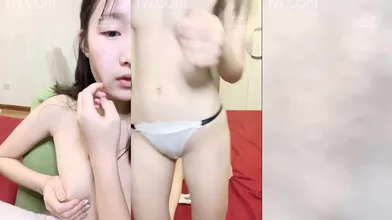 人气小美女(十七岁雨季)收费房遥控跳蛋潮喷自慰合集(23)AVI编号91F82A98