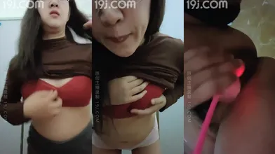 清纯美少妇_20211202编号A3C71F8E