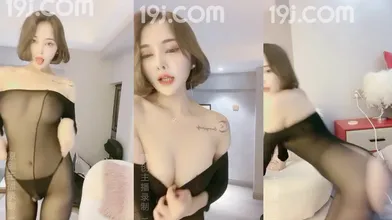 短发屁诱惑_20210612编号D090E767