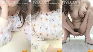 人气【九秋之菊】办公室跳蛋天价收费厕所全裸手指扣穴喷(3)编号C930F6BB