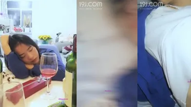 买个手链请到喝酒玩操宿酒迷醉漂亮妹纸刚插入迷迷糊糊给操醒了越反抗操越猛无套抽插内射高清完整版编号22A3FCB0