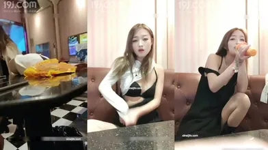 云南2位学院派年轻漂亮潮妹子与几个小青年KTV包厢嗨歌被边唱边搞直接脱光在沙发上啪啪啪干一半与拍摄的吵架了编号D6D400FF