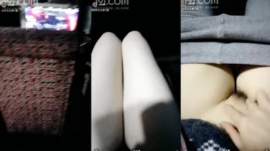 美女主播深夜网吧勾搭大哥就在角落里摸逼撸鸡巴贼刺激编号D83521EF