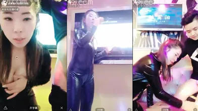 美艳少妇带娃娃脸小哥KTV包厢做节目喝喝酒唱唱歌撸撸鸡巴舔舔逼不亦乐乎编号C7B7DAF6
