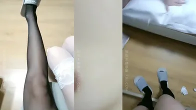 茶茶茶茶叶啪啪双飞_20210809编号76F57237