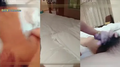 俩极品美女主播带网友宾馆露脸直播无套操另一个在旁用粗大假鸡巴自慰编号FF84C03A