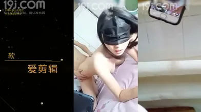 苗条身材大长腿美女主播小潘潘和大长屌粉丝炮友啪啪直播婉美动作片编号6299A2C4