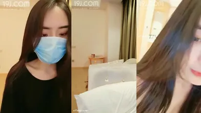 超美大二妹子【温尔】粉嫩一线天买根黄瓜插逼，非常嫩一线天逼逼抽插出水编号2623227
