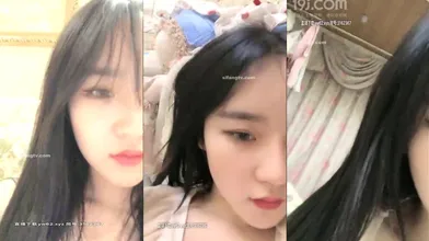 高颜值美女【弟弟y】原柯妹露脸假鸡巴自慰手指抠逼跳舞诱惑秀(4)编号9196688C