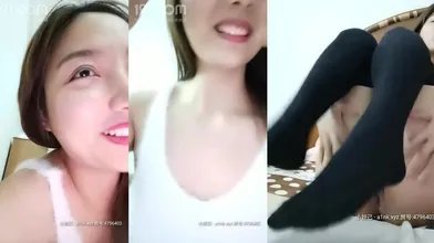 果果醒了长相甜美新人妹子自慰诱惑，近距离掰穴特写手指扣弄非常诱人编号554F501