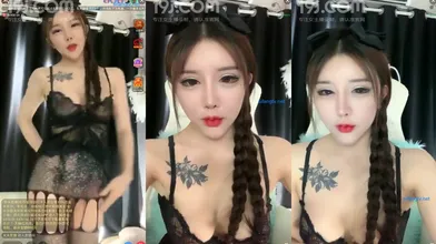 网红女神（小白白喔）巅峰颜值顶级骚舞首次抠逼自慰流白(4)编号91E4287