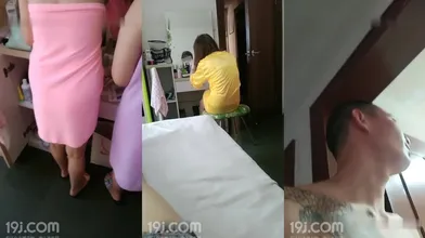 合租屋中的女孩今天下午全程直播露脸，衣衫不整的在一起想干哪个干哪个，舔鸡巴玩骚逼各种抽插爆草编号3410DBEF