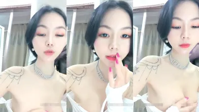 (女神巨制三部曲)之(丑曦)大合集二，潮吹喷水高潮(40)编号7ED1B134