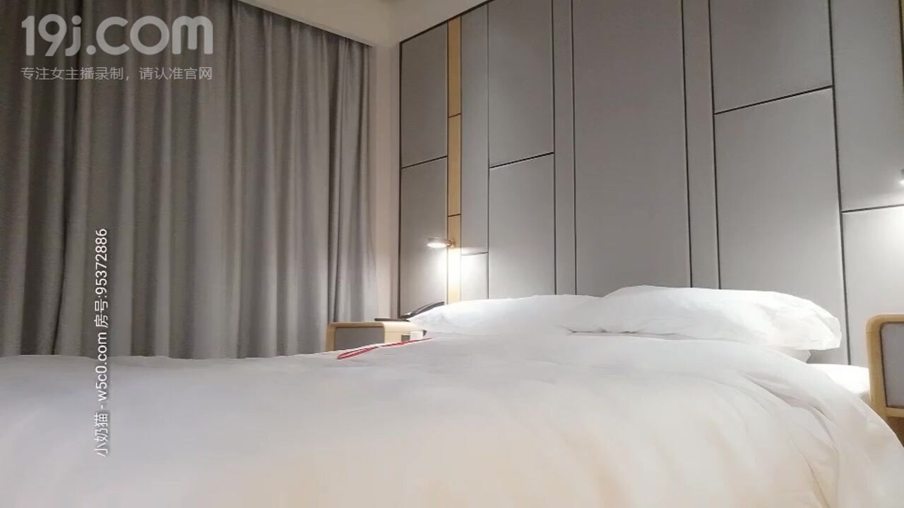 主播探花小宝寻花淘宝美模编号BDD98D48