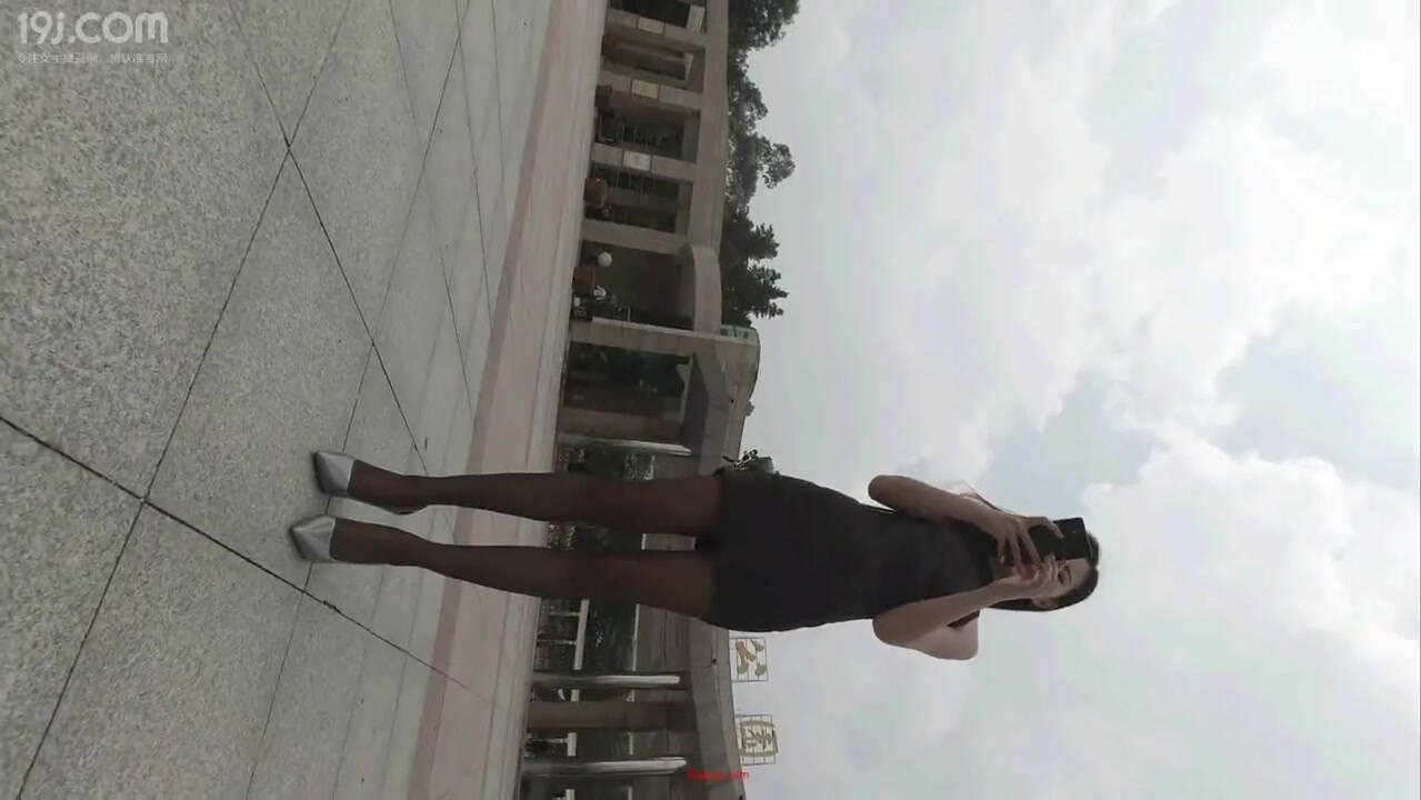 秀人网极品女神嫩模子怡开档黑丝精致美穴高清私拍编号9AF8C26B