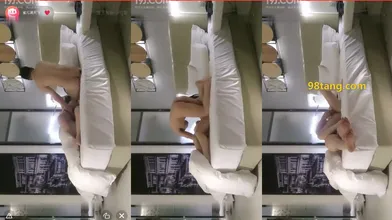 雀神2月17号酒店偷拍高顔值美熟女编号FA428FB3