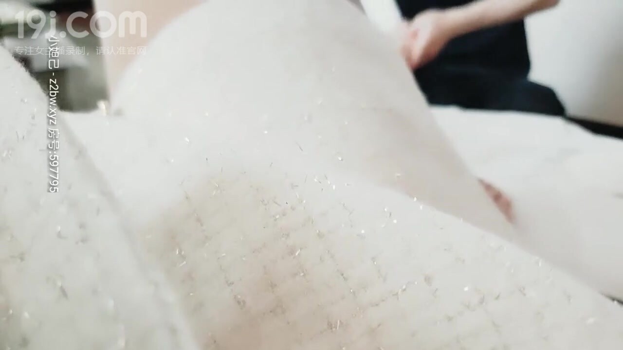 主播探花熟女探花午休做个脚底按摩编号88B591A5