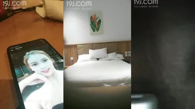 老哥越南找小姐，顔值不错的妹子编号E5253CC8
