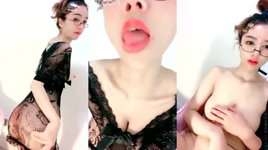 兮兮子诱惑特写第二场_20210812编号EF772ECB