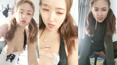 双马尾女仆装大奶少妇【彩虹宝宝】阳光下大黑牛自慰，掰穴特写开裆黑丝编号3C2E2401