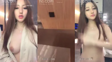 绿播女神曼曼man下海宾馆豪华套房被土豪粉丝五位数约炮啪啪编号E87036D0