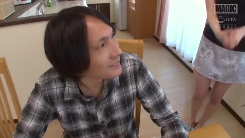 TEM088丈夫不知道的妻子真面目在视频发布网站发现了没有女人味的妻子无耻地恳求内射的视う频….