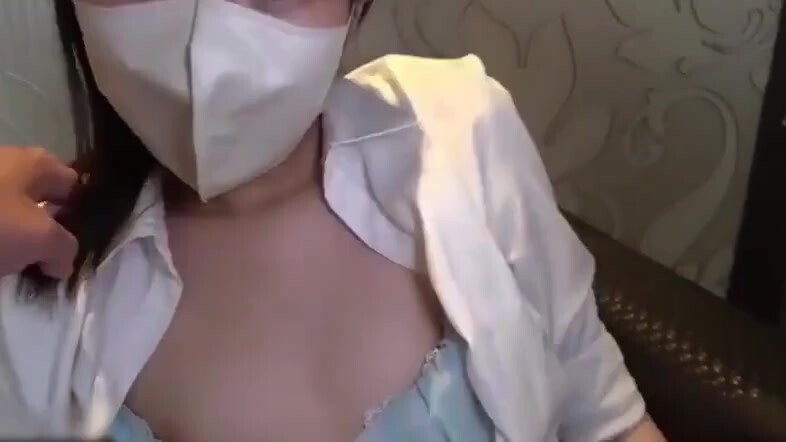 我一直在半夜在酒店连续两次给孩子射精