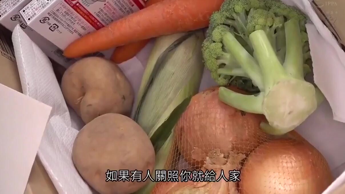 被请求就无法拒绝的巨尻美女人妻姐姐美谷朱里不自觉的诱惑美谷朱里 DASD-743