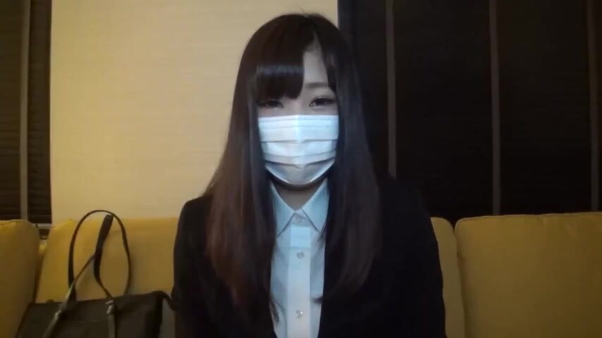 まリクスー娘のハメ撮り.