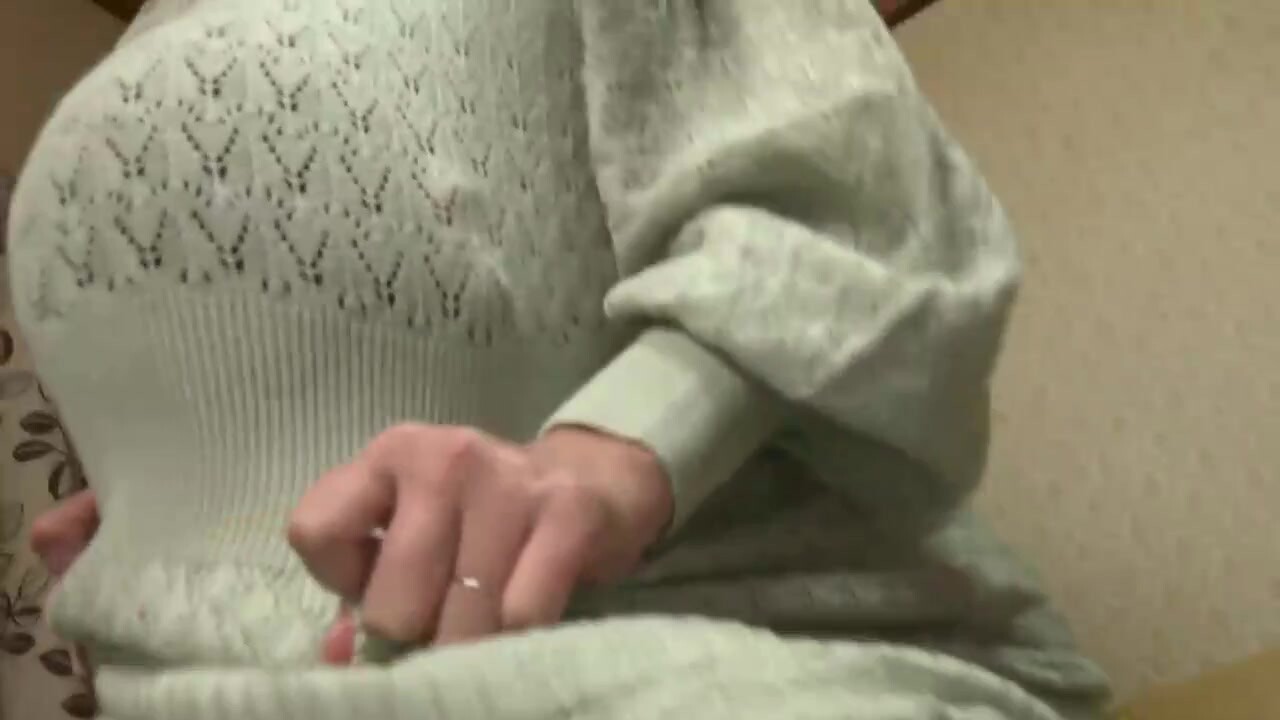 417SRYA072デカ美尻の隣人奥さんが、透けピタのエロいタイトワンピ姿で挨拶してくるもんだから…。.