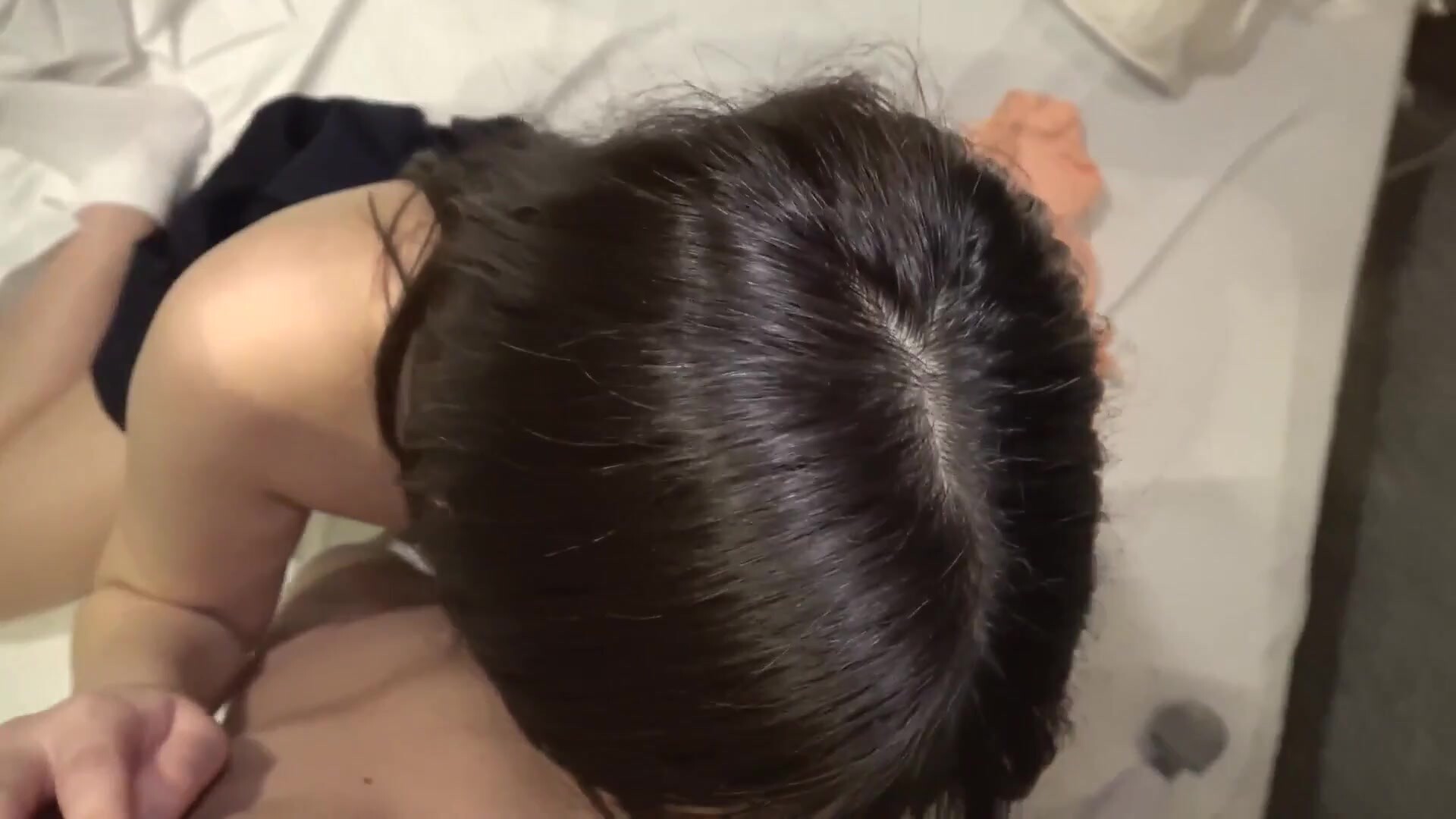 【高清无码】个数限定！！【无修正】无邪気で天真烂漫な女子◯生に近づき猥亵淫行・・・絶叫を上げながら身闷え徐々に开発される性経験の浅い未熟な女子生徒に生中出し！！