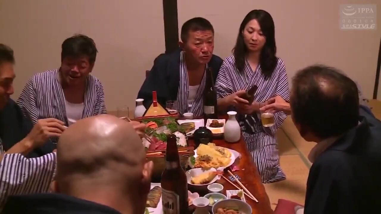 投稿実话 妻がまわされた ベスうト版.