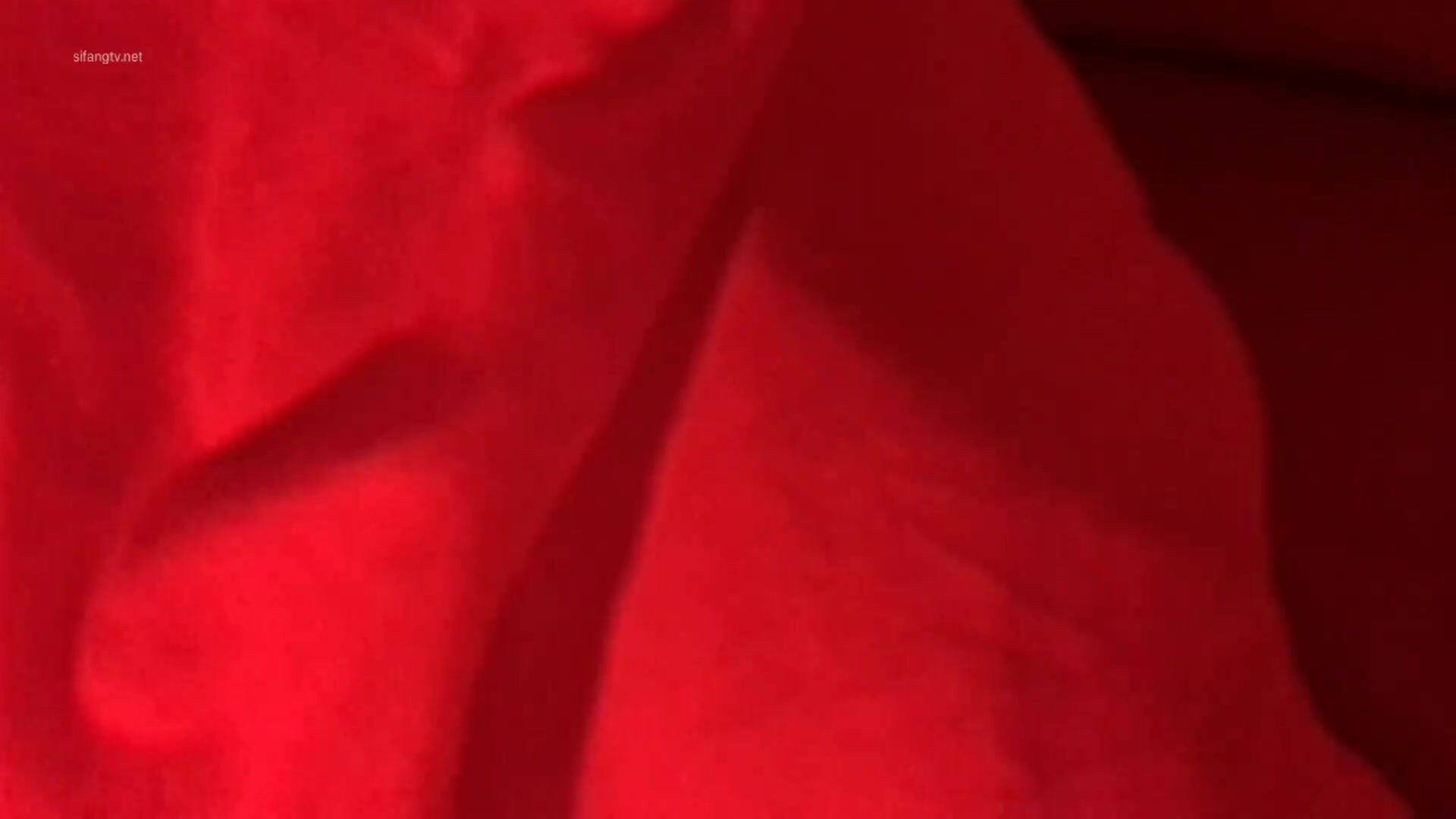 百度云泄密流出视图安徽合肥十七中高二二班“鲁艺凡”男友调教骚母狗日常多种场景情趣酒店，水疗中心