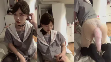 国产CD系列高颜值的伪娘潼潼清纯学生装制服诱惑 奶头夹夹子菊花塞个狐狸尾巴高速打飞机
