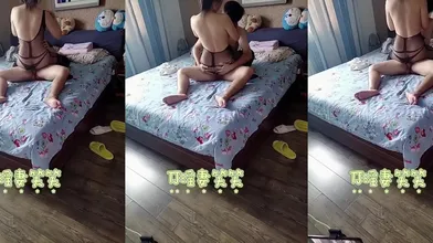 最新福利！推特极品浪女【TJ淫妻笑笑】性福生活，喜欢绿露出3P玩的开放被单男操的声嘶力竭浪叫 (47)