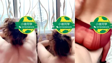 推特轻熟女少妇杀手PUA大神【小熊同学】福利私拍，美足美腿白皙性感，足交啪啪制服诱惑力十足 (10)