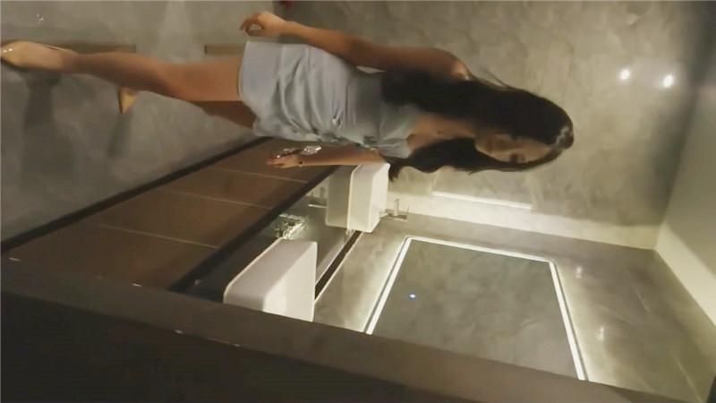 KTV女厕全景偷拍多位漂亮的陪酒公主各种美鲍鱼应有尽有