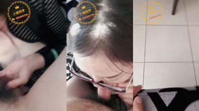 推特轻熟女少妇杀手PUA大神【小熊同学】福利私拍，美足美腿白皙性感，足交啪啪制服诱惑力十足 (267)