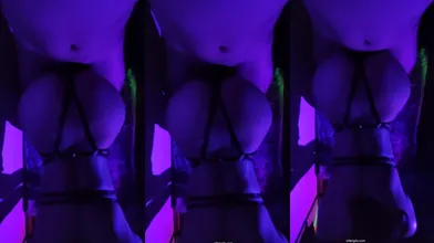 换妻淫妻淫乱盛宴『18号社区』真实原创夫妻交流群自拍投稿，看自己老婆在别人胯下婉转呻吟！下(52)