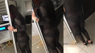 推特轻熟女少妇杀手PUA大神【小熊同学】福利私拍，美足美腿白皙性感，足交啪啪制服诱惑力十足 (272)