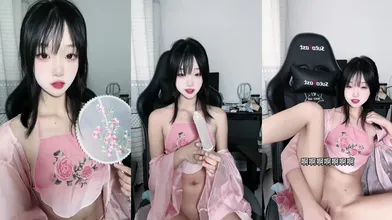 ⚫️最新流出无水印原档，可欲可甜美少女【神探狸狸】露脸乱伦剧情，脸穴同框道具自慰喷水，极度反差母狗_mp4_ (3)