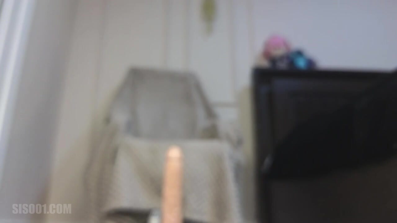 【Stripchat】爆炸身材高颜白虎嫩穴纹身大飒蜜御姐「May_tion」跳蛋插阴道还要用手指抠骚穴，带出好多白浆